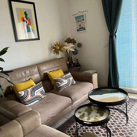 Charme Et Calme Apartment Marseille Luaran gambar